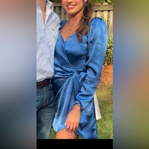 Peach Love California Shimmering Blue Long Sleeve Dress